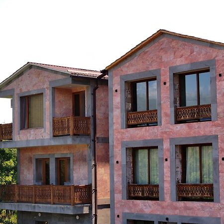 Kefilyan Family Hotel Sanain ภายนอก รูปภาพ