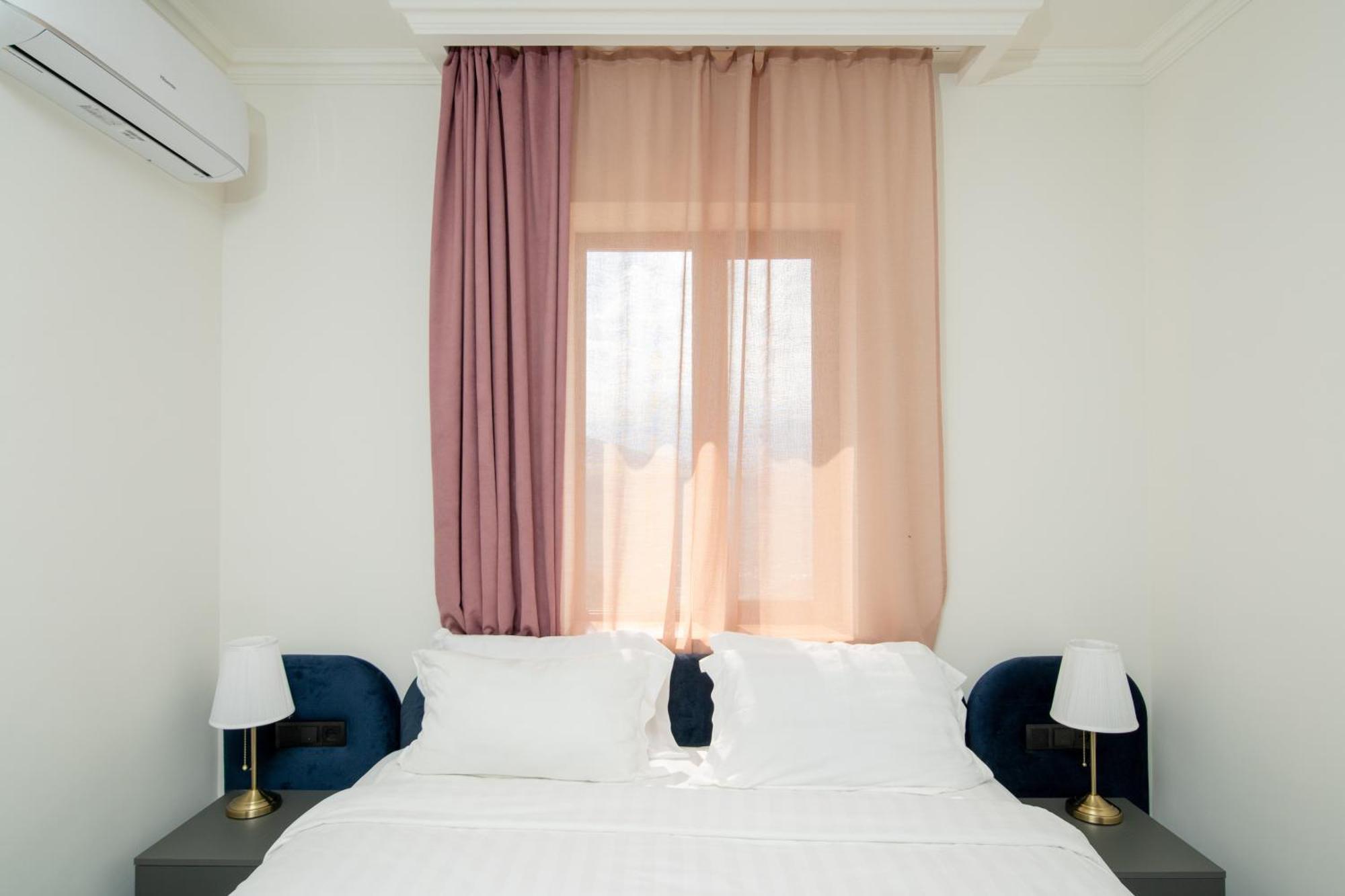 Kefilyan Family Hotel Sanain ภายนอก รูปภาพ