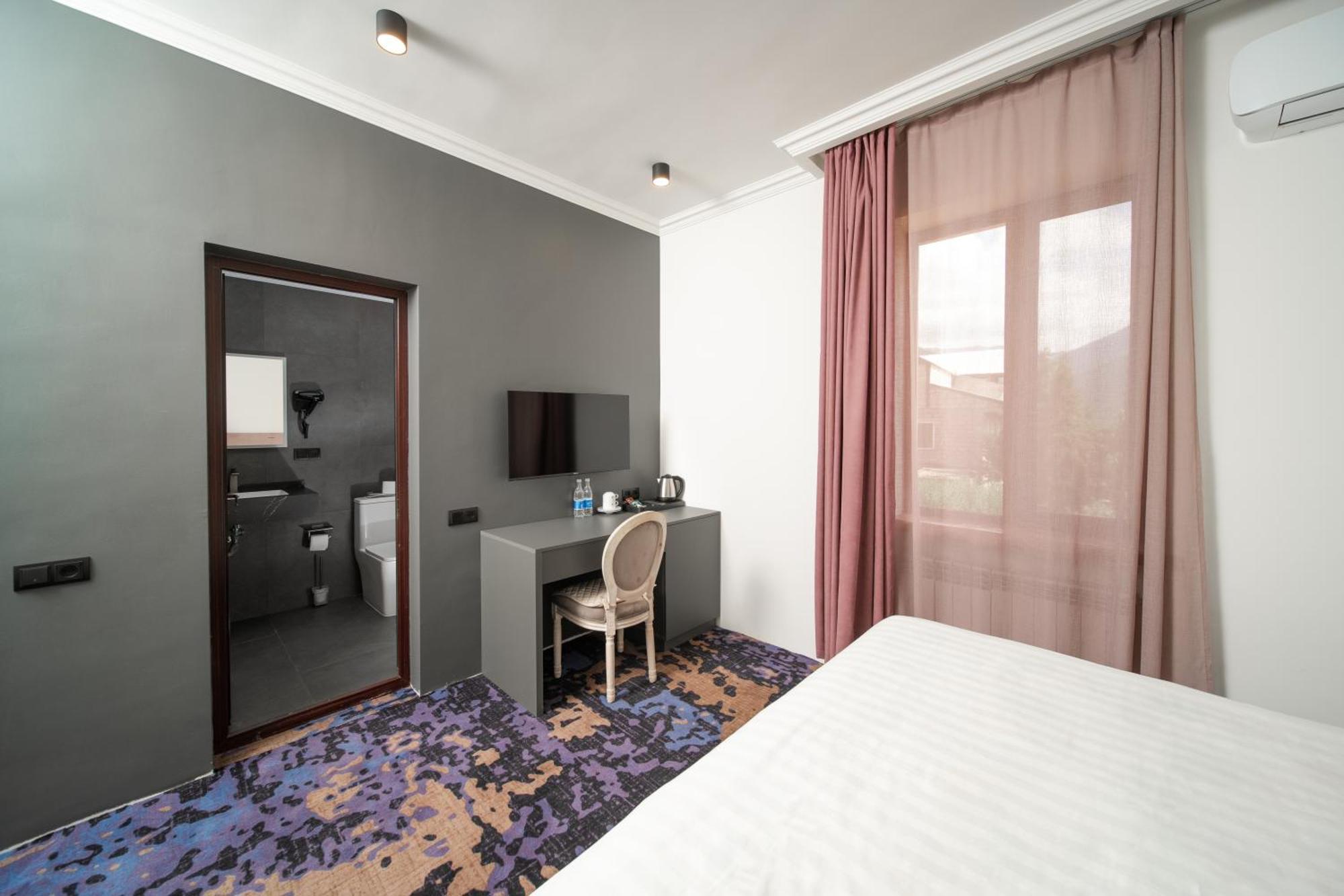 Kefilyan Family Hotel Sanain ภายนอก รูปภาพ